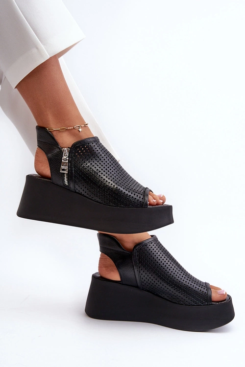 Zazoo 1792 Skórzane Ażurowe Sandały Na Koturnie Czarne