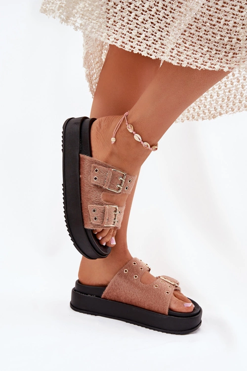 Klapki Damskie Ze Złotymi Klamrami Na Platformie Beżowe Virvania