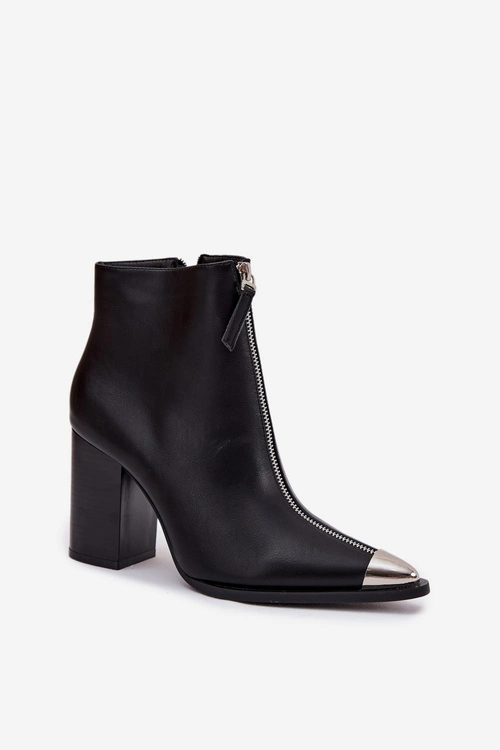 Botki Damskie Na Słupku Z Ozdobnym Zamkiem Czarne Wiviane