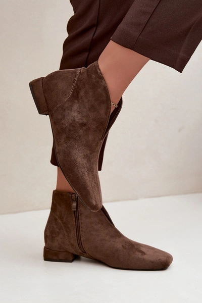 Niskie Botki Z Wycięciem Na Zamek Płaski Obcas Ciemnozielone Canella