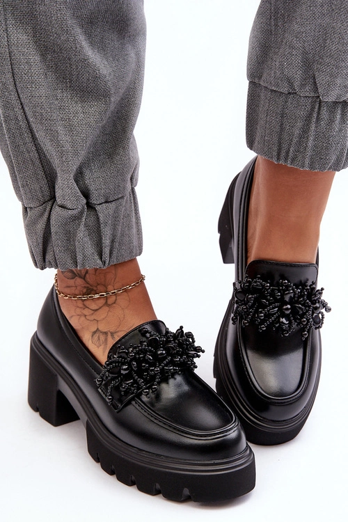 Damskie Skórzane Półbuty Z Ozdobą Czarne Renesma