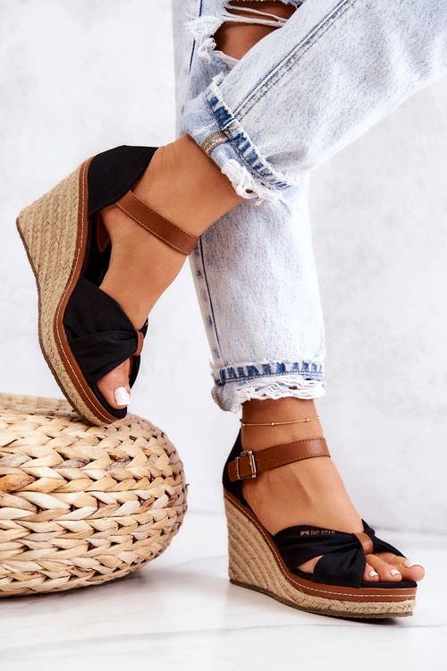 Sandały Damskie Na Koturnie Big Star JJ274937 Czarne