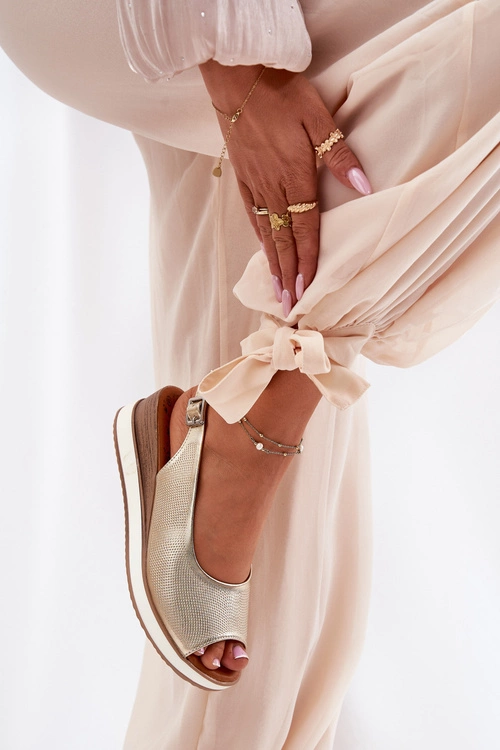 Skórzane Sandały Na Koturnie Artiker 56C2312 Złote