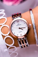 Odcienie szarości i srebra || Miedziany