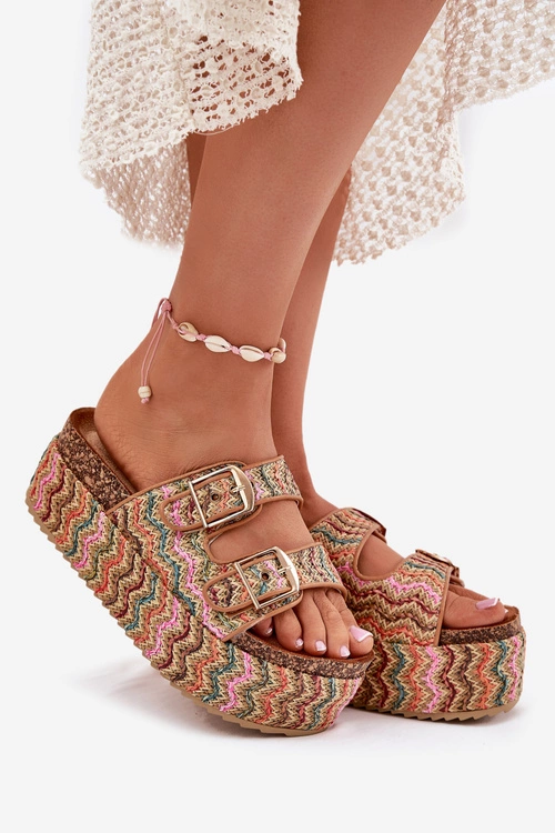 Klapki Damskie Na Masywnej Platformie Z Plecionką I Klamrami Multikolor Eradriana