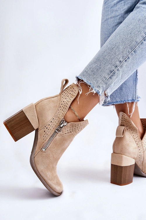 Zamszowe Botki Na Masywnym Obcasie Jasnobeżowe Camden