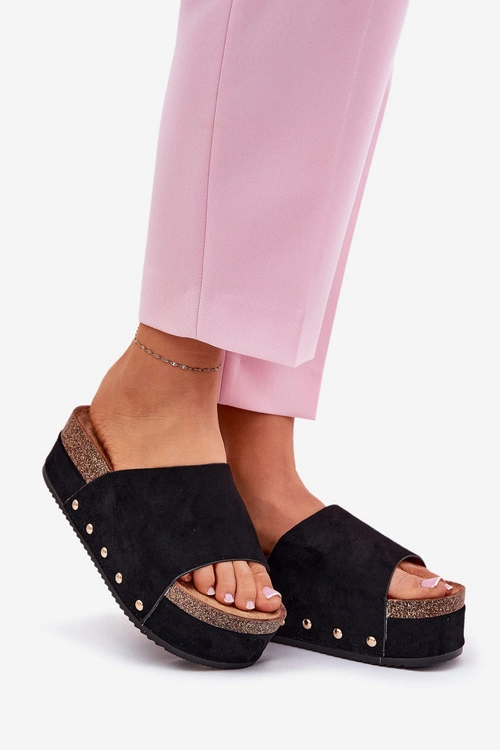 Klapki Damskie Na Masywnej Platformie Eko Zamszowe Czarne Vinnibe