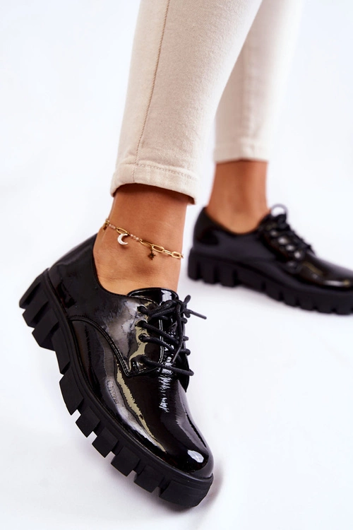 Modne Lakierowane Półbuty Wiązane Czarne Gwendy