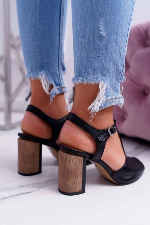 Skórzane Damskie Sandały Maciejka Czarne 04117