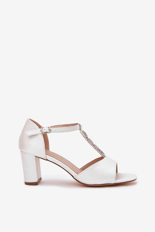 Sandały Damskie Na Słupku Z Ozdobnym Paskiem Eko Skóra Białe Triavera