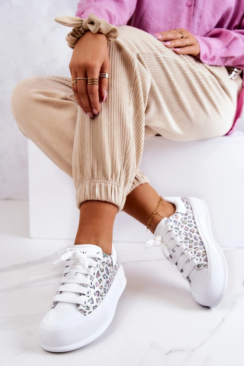 Damskie Trampki Na Platformie GOE JJ2N4075 Białe