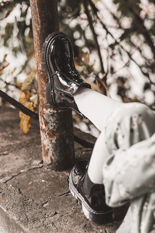 Dziecięce Lakierowane Ocieplane Botki Czarne Porky