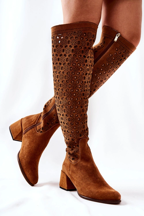 Zamszowe Kozaki Z Ażurowym Wzorem Brązowe Hekilea