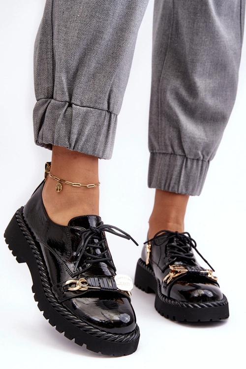 Damskie Lakierowane Półbuty D&A MR870-81 Czarne