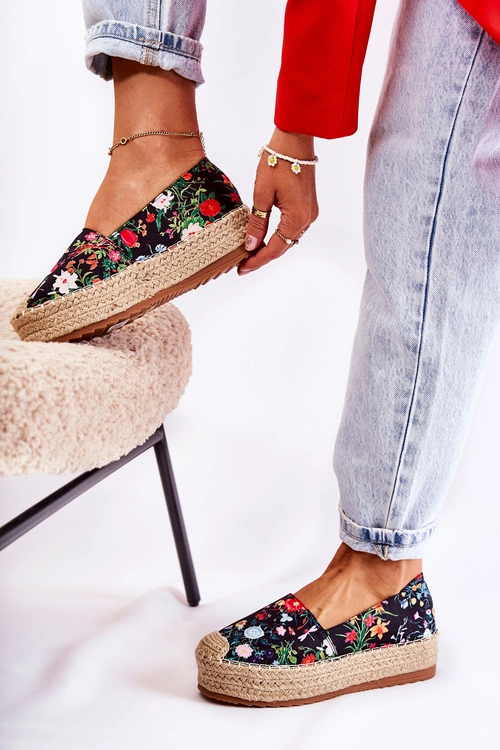 Modne Wsuwane Espadryle W Kwiaty Czarne Morice