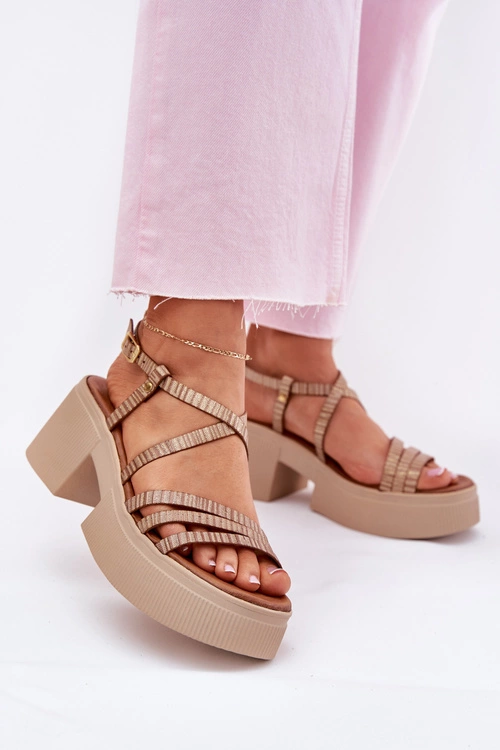 Skórzane Sandały Damskie Maciejka 06990-25 Złote