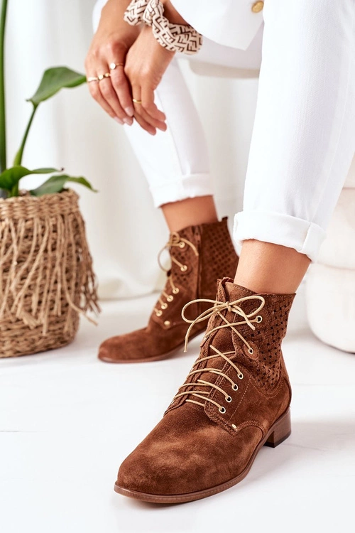 Zamszowe Botki Z Ażurowym Wzorem Brązowe Josie