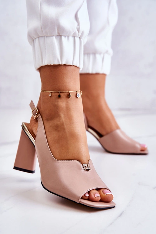 Zamszowe Sandałki Na Słupku Beżowe Fiorine