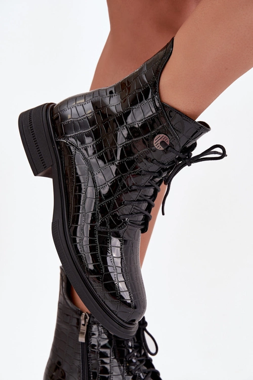 Skórzane Lakierowane Botki Z Tłoczeniem Ocieplane Czarne Juviane