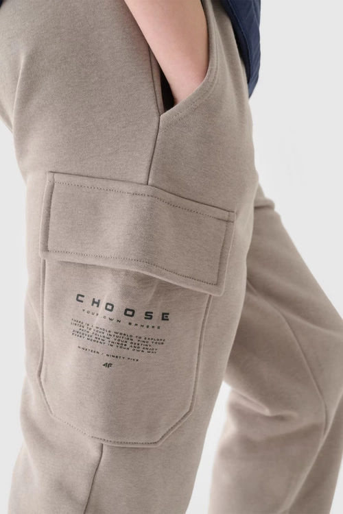Spodnie Chłopięce Dresowe Joggery 4FJWAW24TTROM760-26S Szare