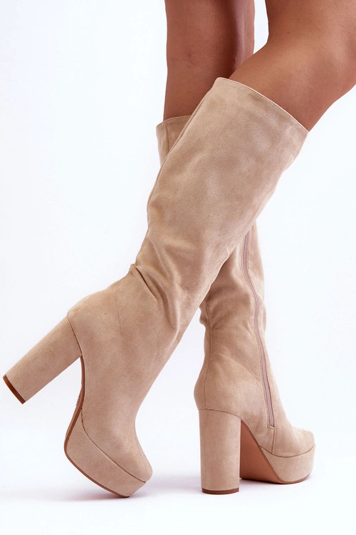 Kozaki Przed Kolano Na Obcasie I Platformie Beżowe Baldrema