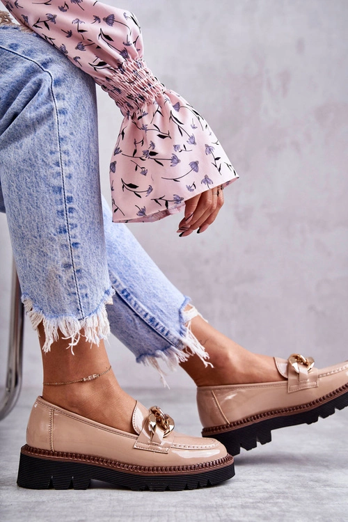 Lakierowane Półbuty Loafery Na Platformie Beżowe Reidun