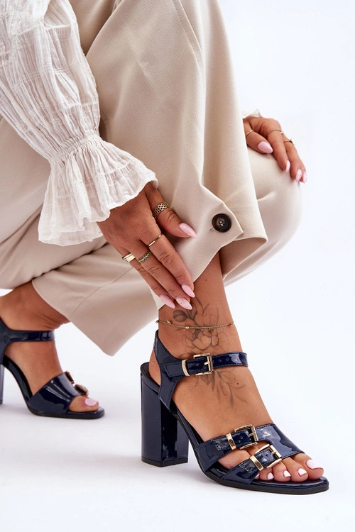 Lakierowane Sandały Na Obcasie S.Barski 80-3 Granatowe