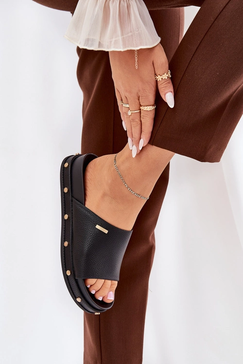 Klapki Damskie Na Platformie Z Ćwiekami Big Star RR274214 Czarne