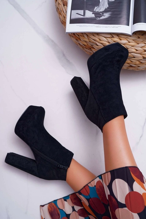 Botki Damskie na Słupku Platformie Zamszowe Czarne Celinne