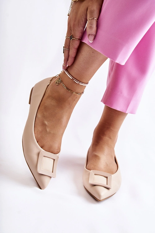 Skórzane Baleriny Z Ozdobą W Szpic Beżowe Simone