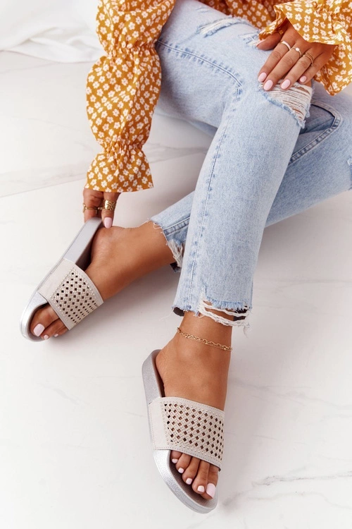 Gumowe Klapki Z Cekinami Szare Tonya