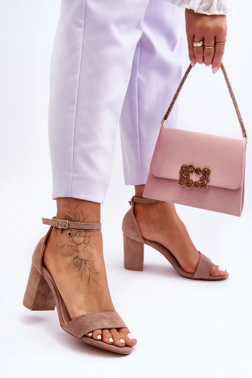 Zamszowe Sandałki Na Obcasie Ciemnobeżowe Madame