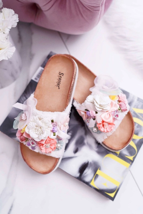 Klapki Damskie Z Kwiatami Białe Enrissa