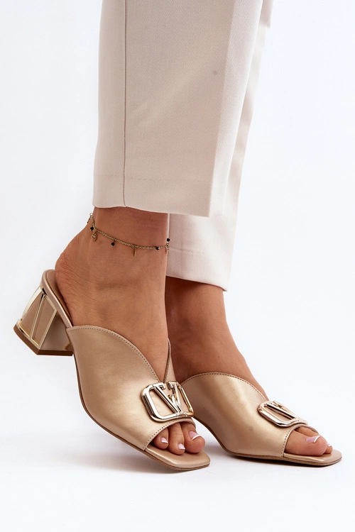 Eleganckie Klapki Damskie Na Obcasie Laura Messi 2771 Złote