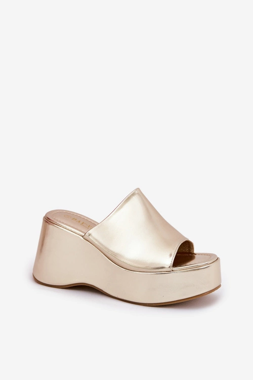 Eko Skórzane Klapki Damskie Na Platformie I Koturnie Złote Kisoffi