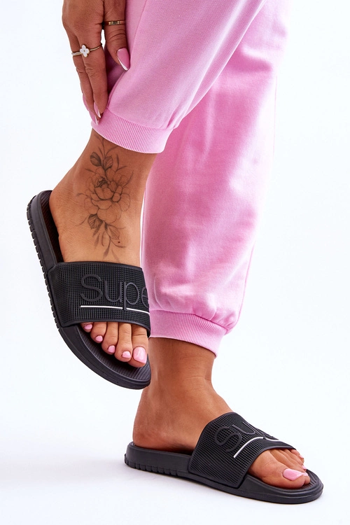 Lekkie Damskie Klapki Z Napisem Czarne Merry