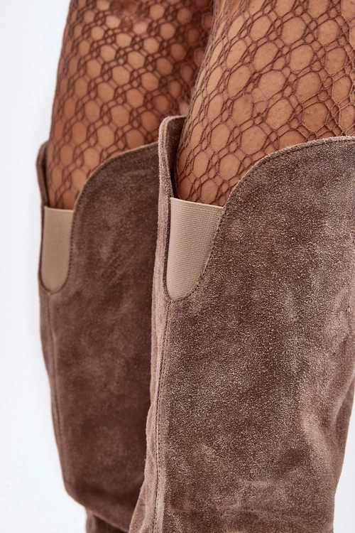 Zamszowe Kozaki Damskie Na Słupku Ciemnobeżowe Lewski 3371