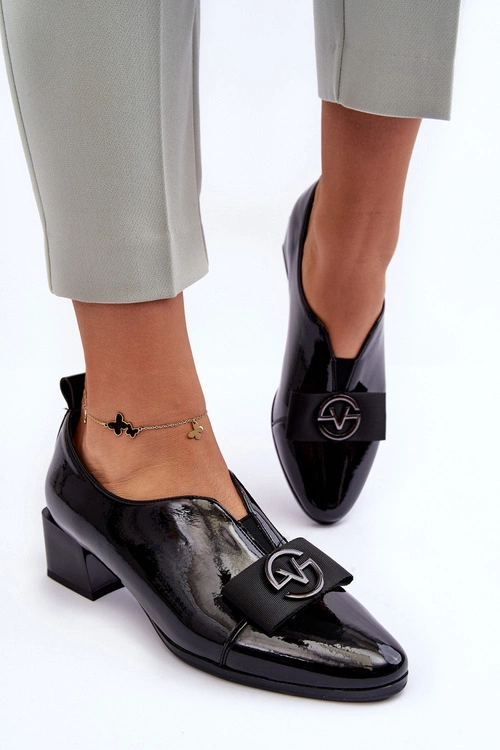 Lakierowane Półbuty Na Obcasie Z Ozdobą Czarne Elosa