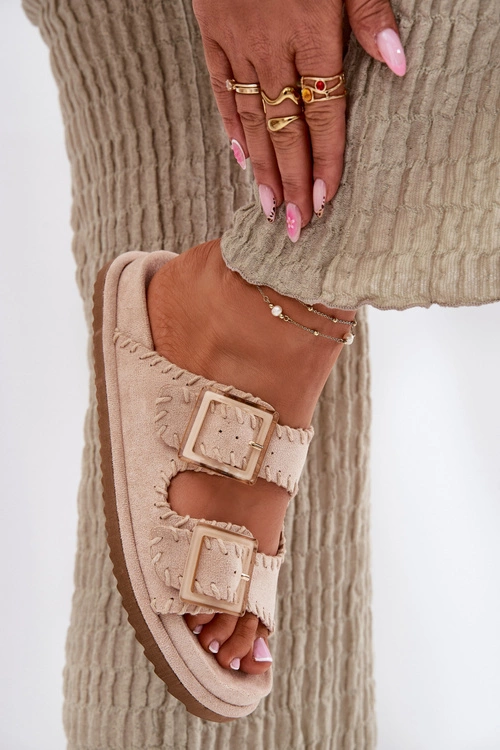 Klapki Damskie Z Klamrami I Ozdobnym Obszyciem Beżowe Visley