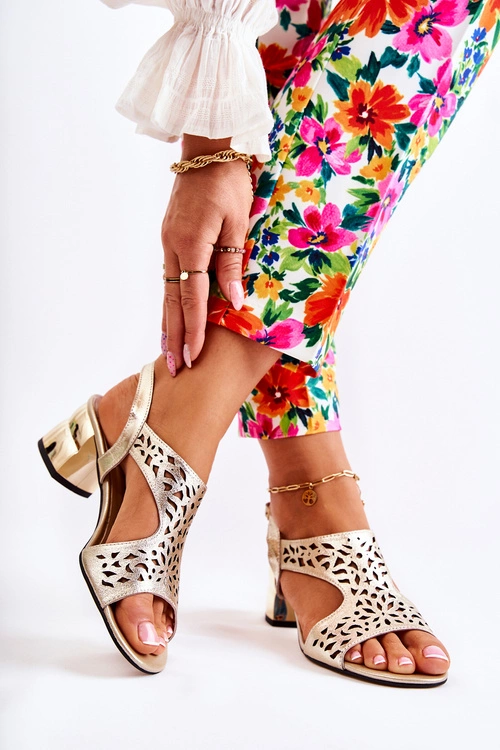 Skórzane Ażurowe Sandałki Na Obcasie Złote Salvio