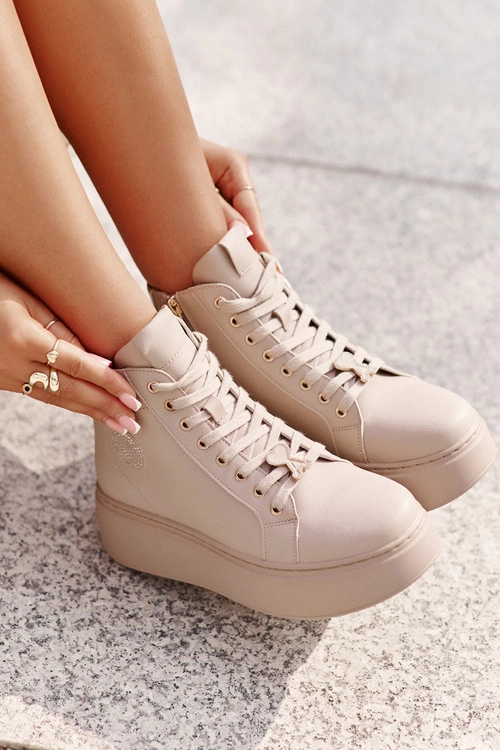 Wysokie Skórzane Sneakersy Damskie Na Platformie Vinceza 66707 Beżowe