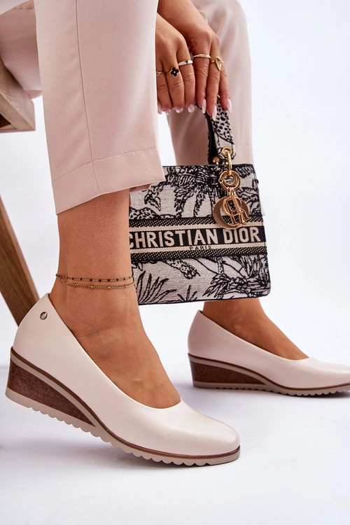 Klasyczne Czółenka Na Koturnie Beżowe Graysen