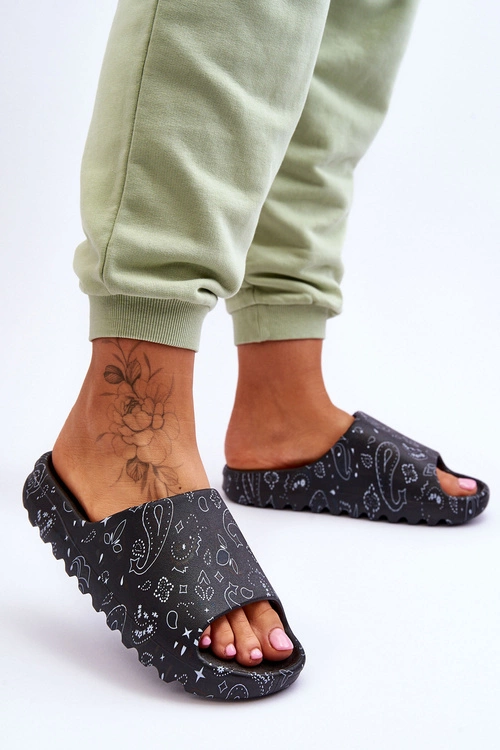 Modne Damskie Klapki Na Masywnej Platformie Czarne Lorette