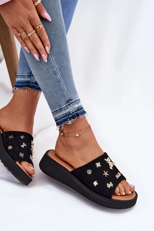 Zamszowe Klapki Damskie Z Przypinkami Vinceza 66741 Czarne