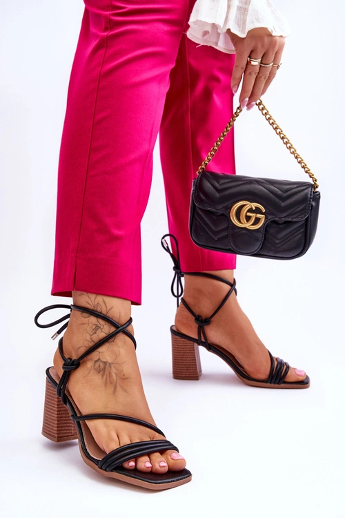 Skórzane Damskie Sandały Na Słupku Czarne Seyna