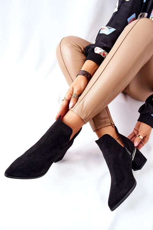 Damskie Zamszowe Botki Z Wycięciami Czarne Noel