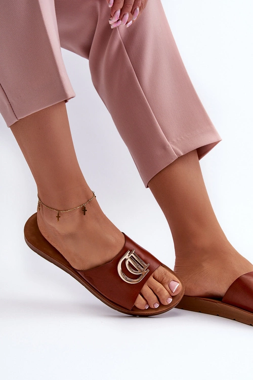 Klapki Damskie Na Płaskiej Podeszwie Z Ozdobą Brązowe Amoonia