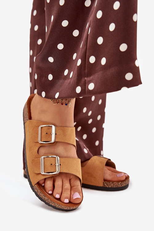 Klapki Damskie Na Korkowej Platformie Z Klamrami Camel Livara