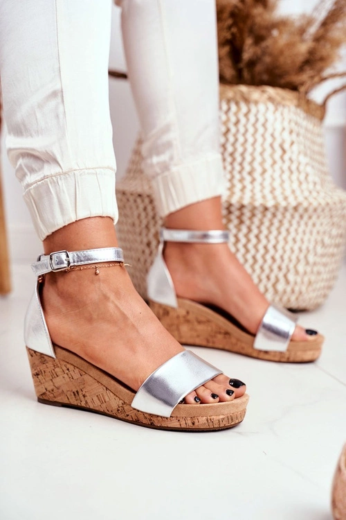 Sandałki Damskie Na Koturnie Srebrne MarryMe