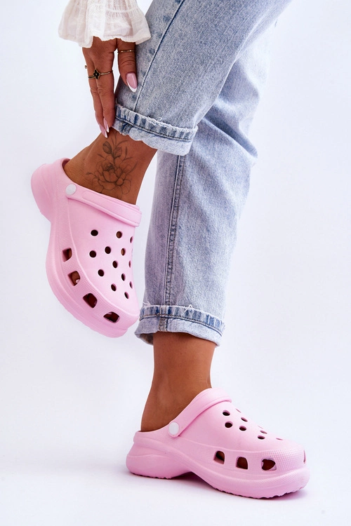 Piankowe Klapki Kroksy Na Masywnej Podeszwie Różowe Katniss